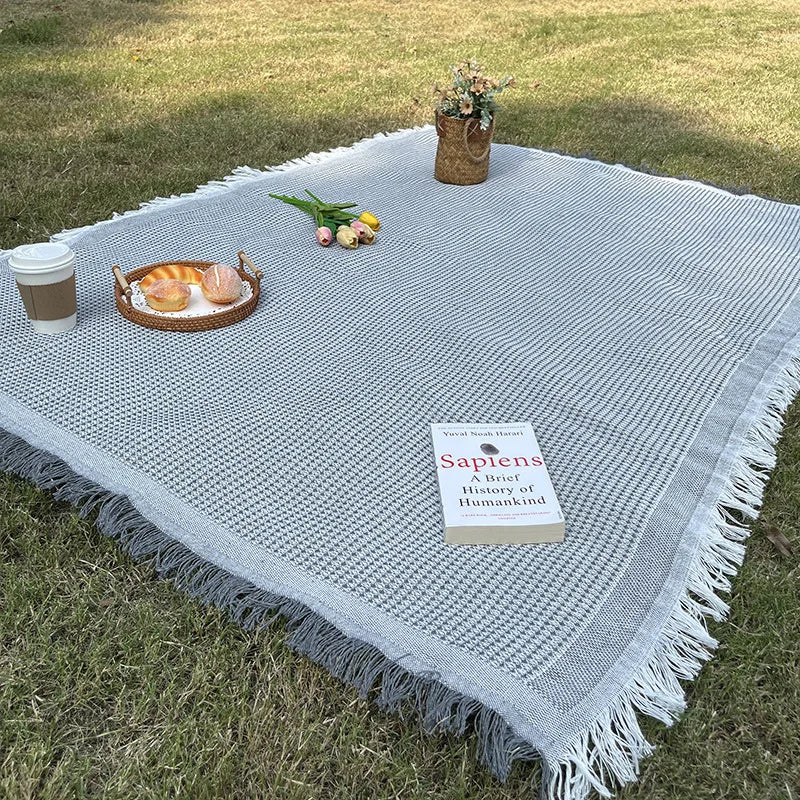 Portable Moisture-Proof Picnic Mat