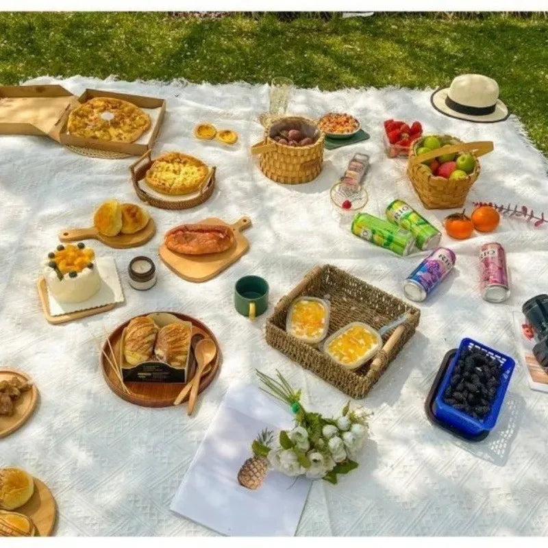 Portable Moisture-Proof Picnic Mat